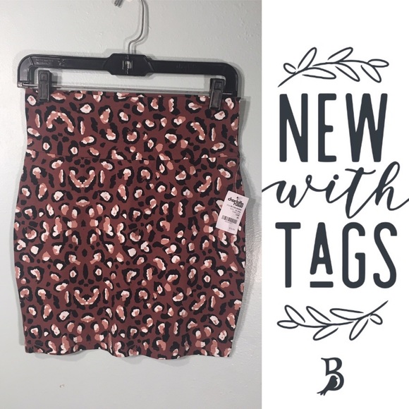Charlotte Russe Dresses & Skirts - Mini Skirt Medium Pink Leopard Charlotte Russe